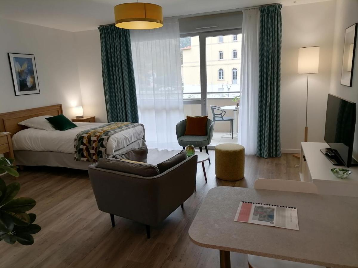 Residence Services Seniors Domitys Les Eaux Vives Digne-les-Bains Exterior photo
